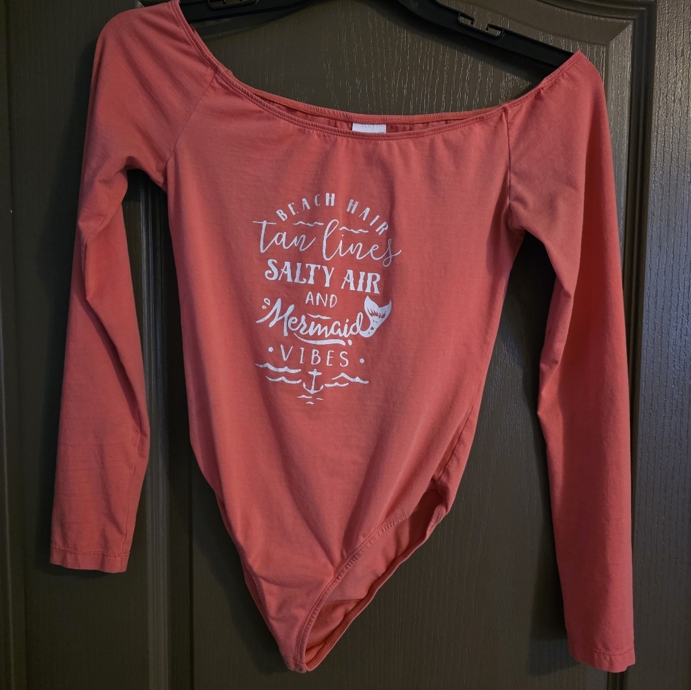 Exist Coral Apparel with Graphic Detail